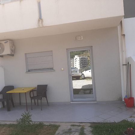 Apartmani Cukic Rafailovici Budva Ruang foto