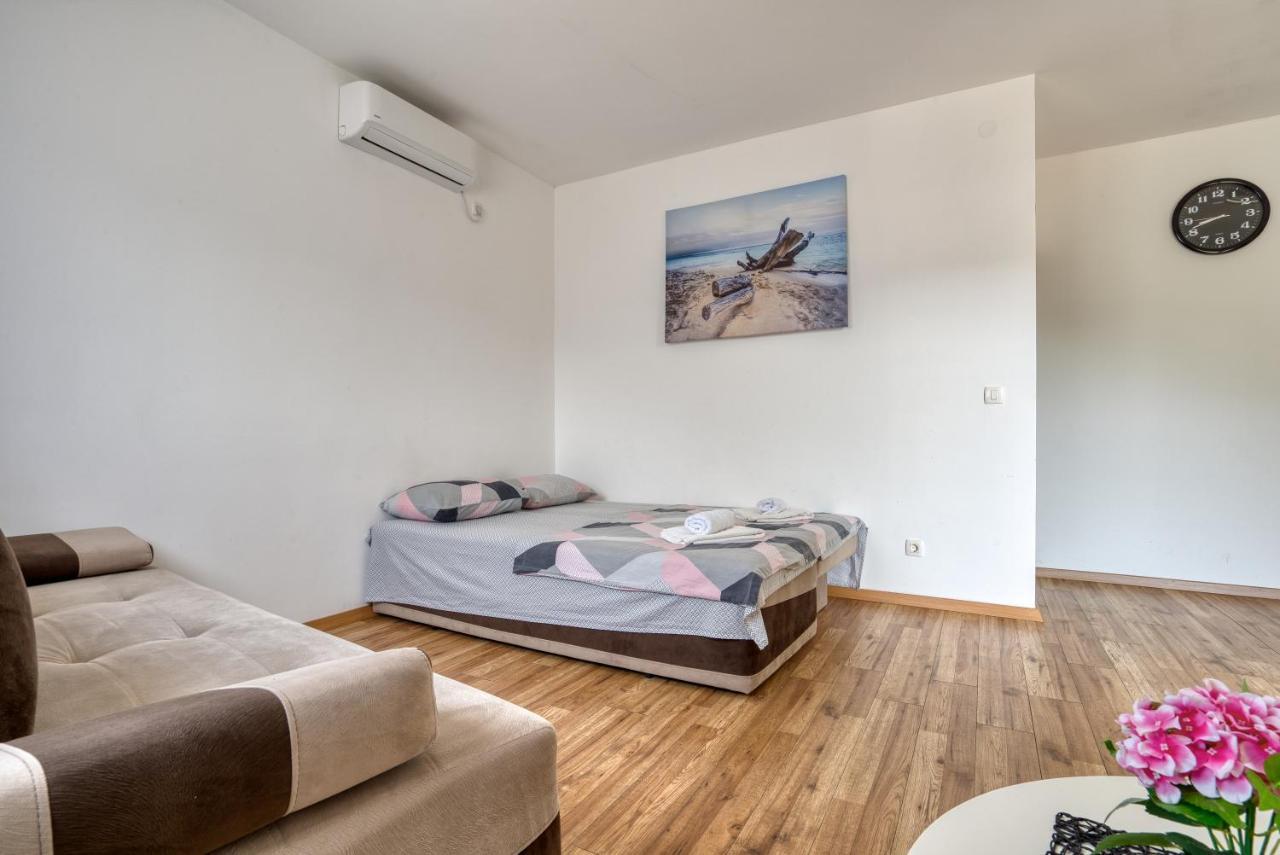 Apartmani Cukic Rafailovici Budva Bagian luar foto
