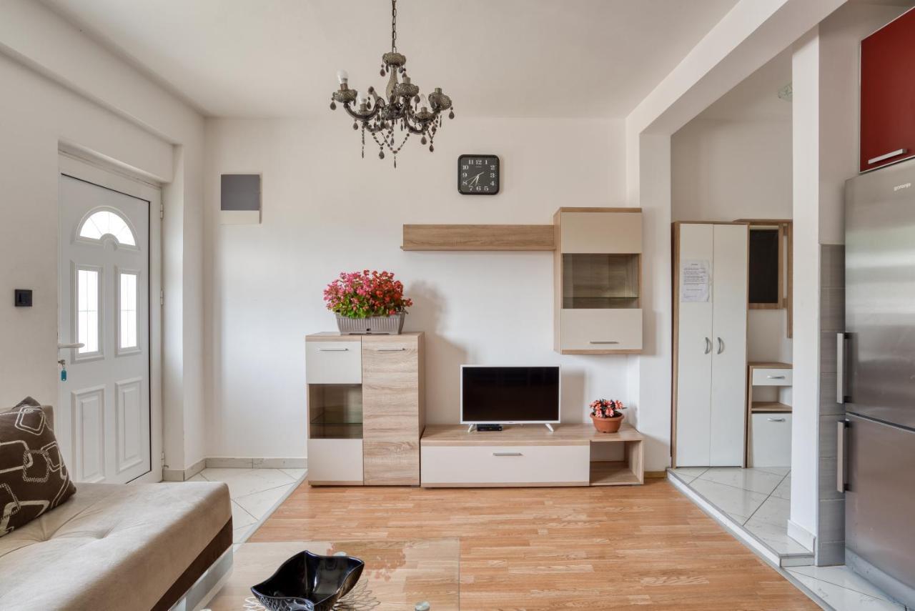 Apartmani Cukic Rafailovici Budva Bagian luar foto