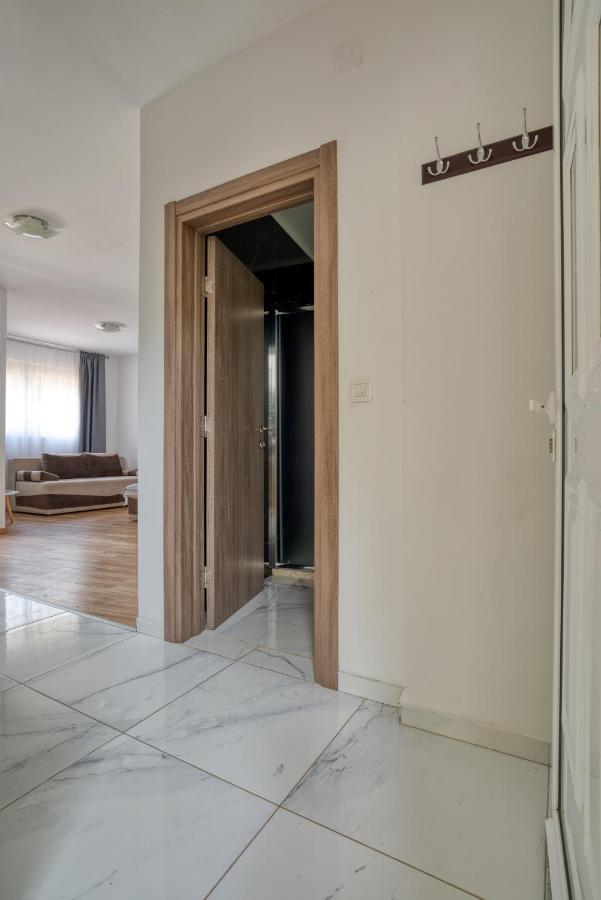 Apartmani Cukic Rafailovici Budva Bagian luar foto