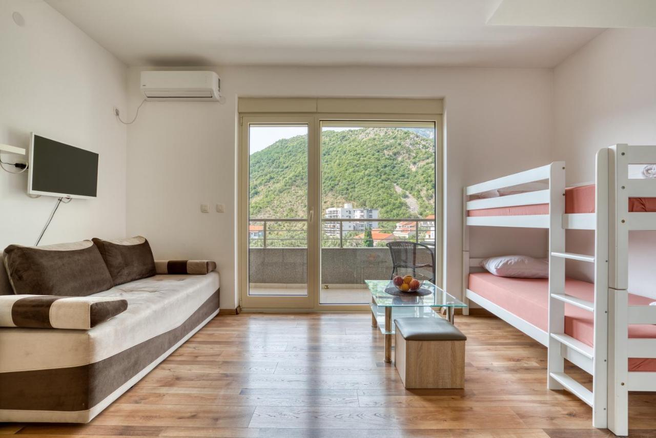 Apartmani Cukic Rafailovici Budva Bagian luar foto