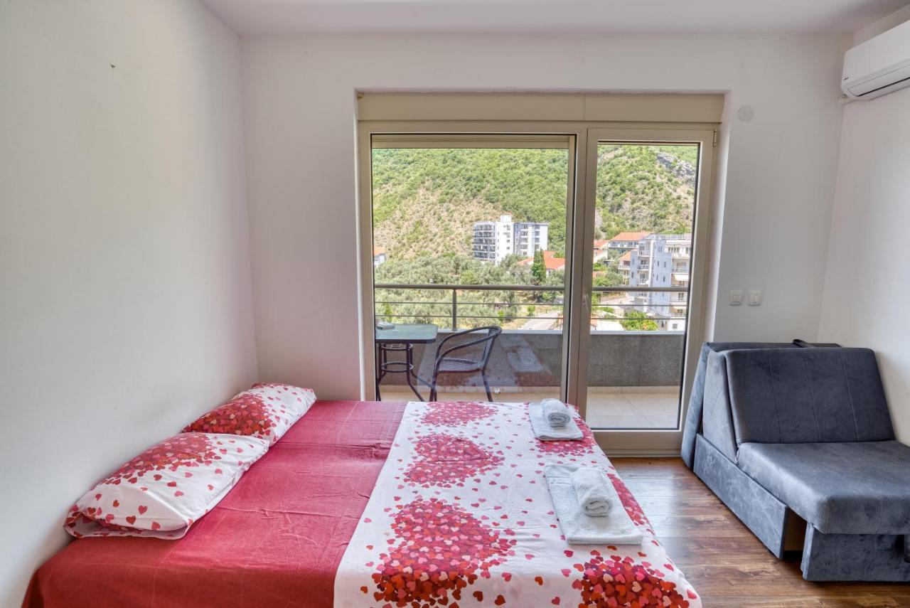 Apartmani Cukic Rafailovici Budva Bagian luar foto