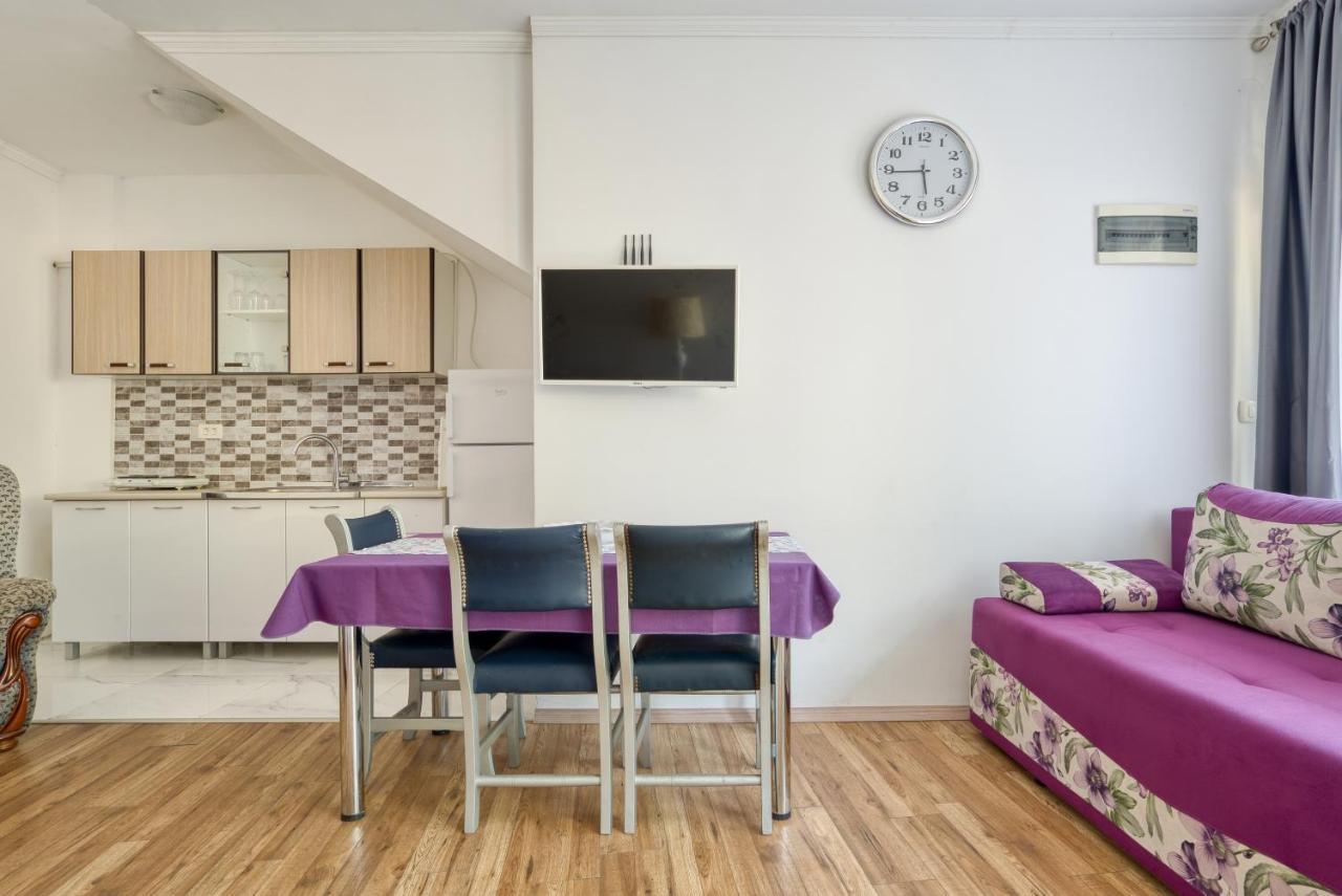 Apartmani Cukic Rafailovici Budva Bagian luar foto